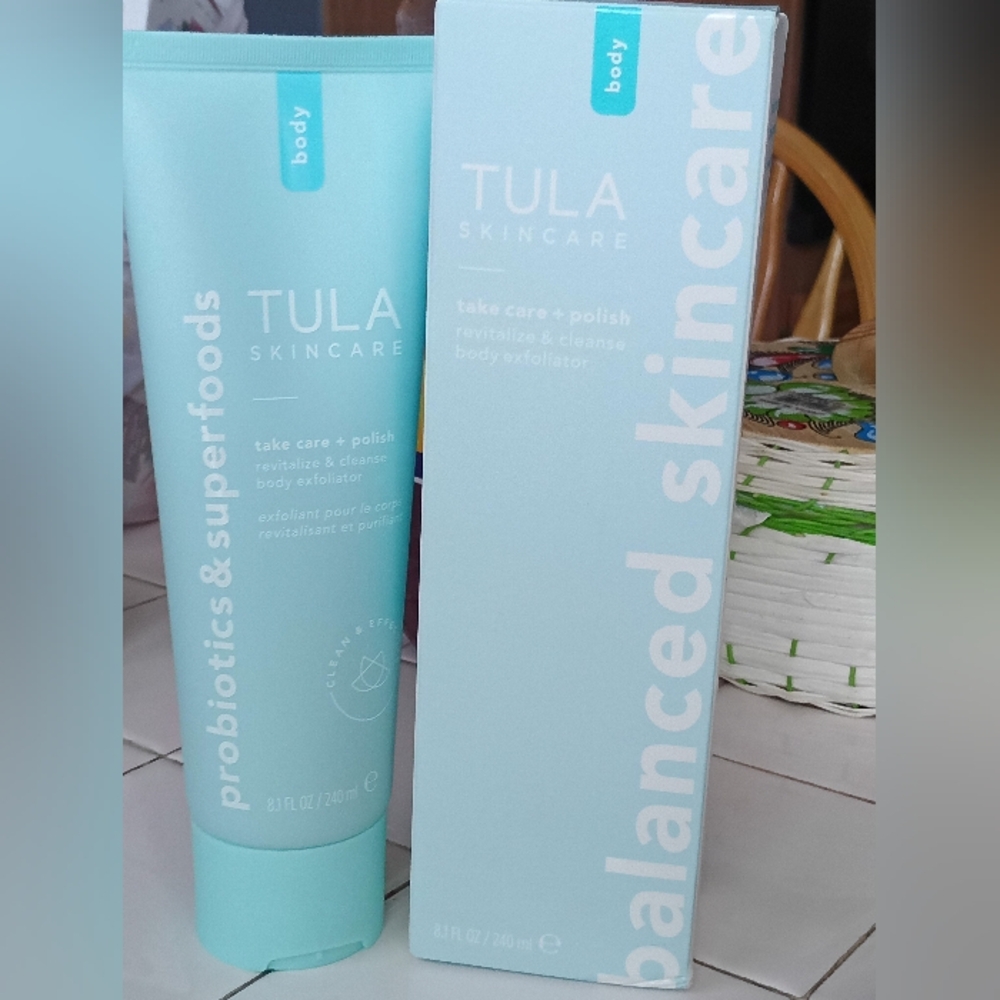 💕Tula Light Aqua Skincare Tube 8 Fl Oz Body Exfoliater And Cleanser